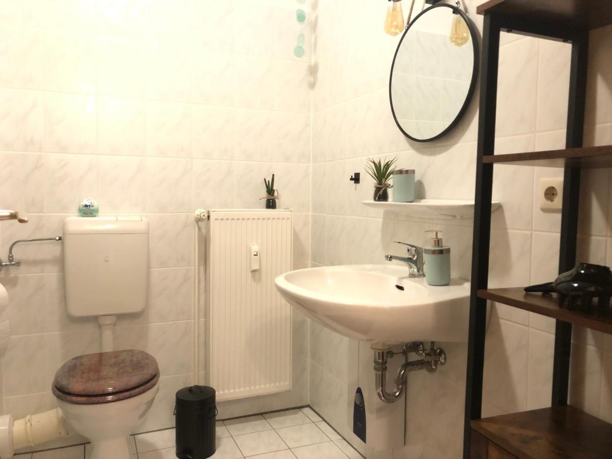 Cottbus-Apartments - Green Apartment I Privat I Wifi I Kueche I Balkon エクステリア 写真
