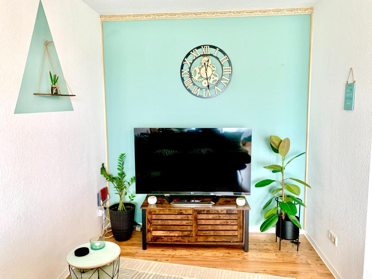 Cottbus-Apartments - Green Apartment I Privat I Wifi I Kueche I Balkon エクステリア 写真